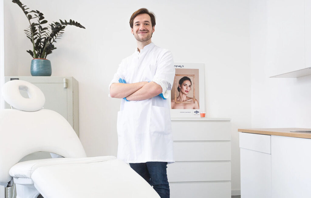 Foto van cosmetisch arts Alex bij Bella Beautyclinic